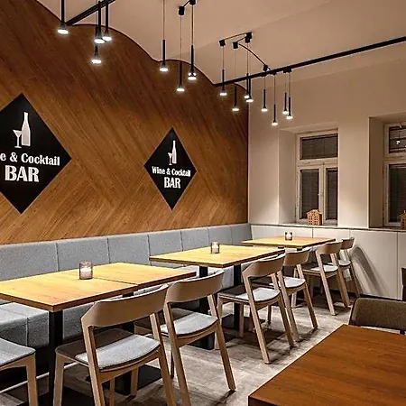 德文温泉酒店 酒店