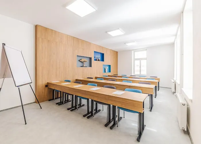 Devin マリアーンスケー・ラーズニェ